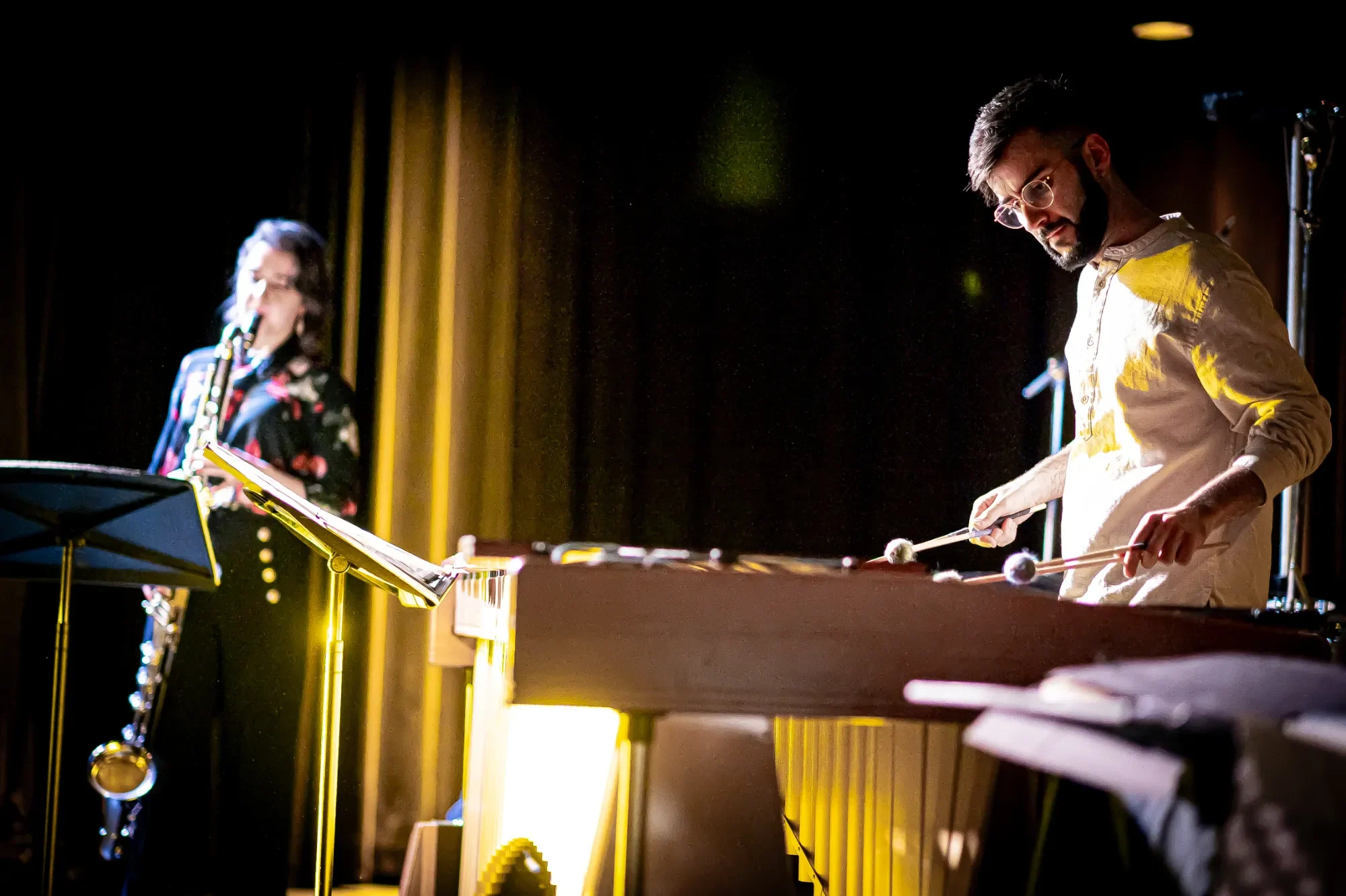 Clarimba Duo. Project Pump Up the Volume Project Pump Up the Volume by Clarimba Duo: Music for percussion and bass clarinet by Samuel González and Femke van der Bergh